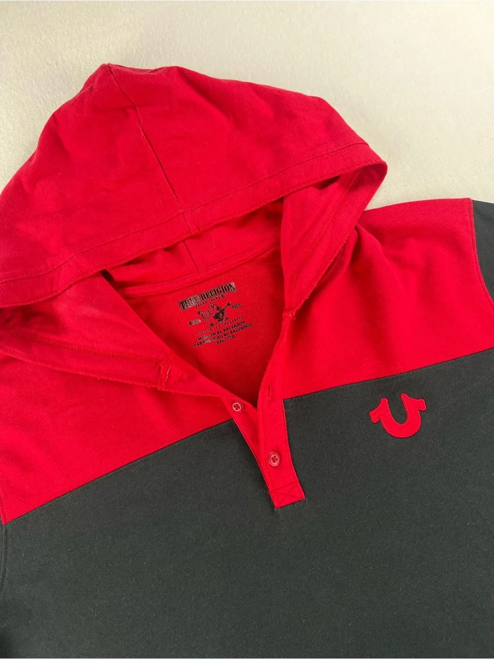 True Religion Men Red & Black Long Sleeve Henley Button Hooded Shirt Sz XXL